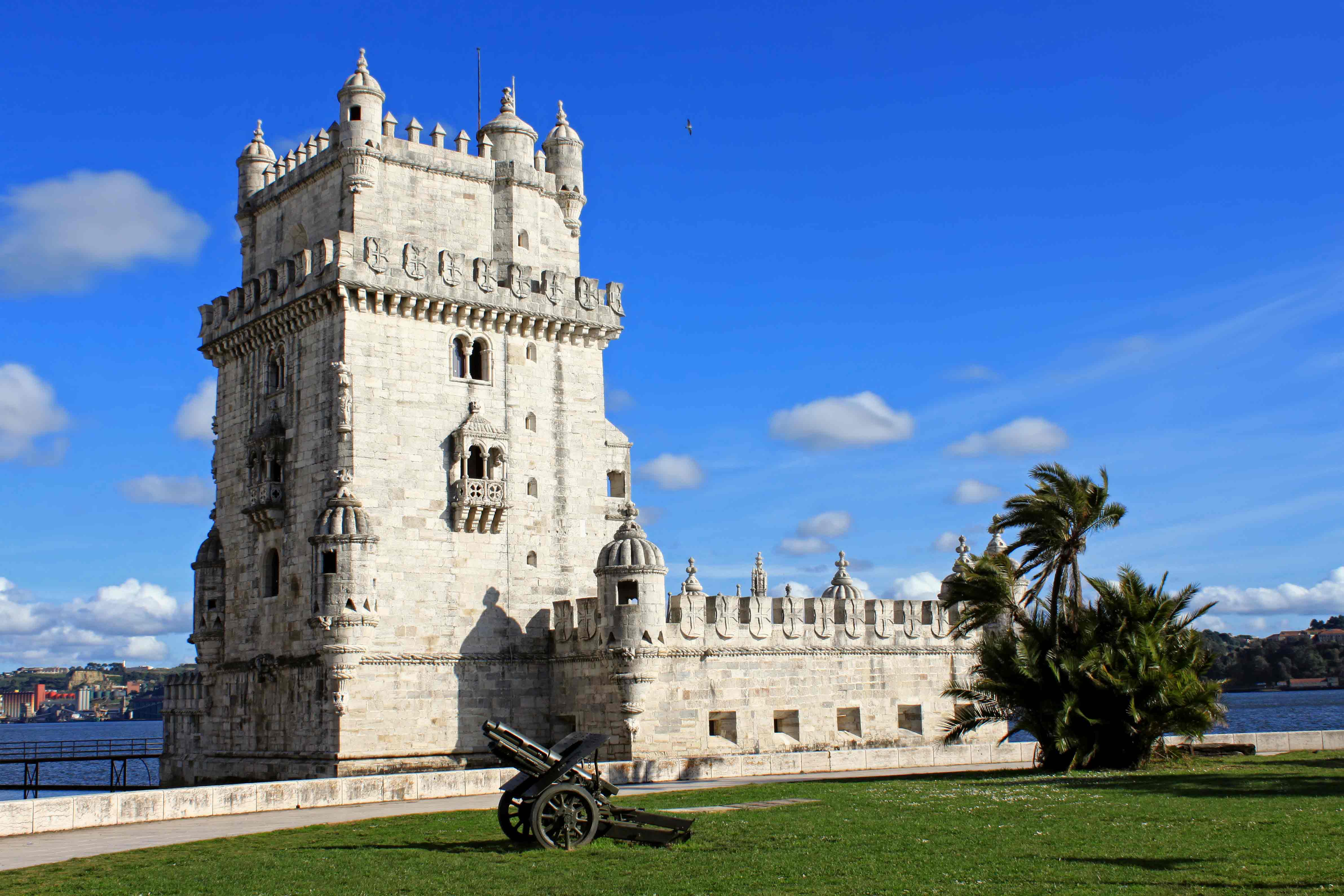 Гомуми белем. Башня Белен Португалия. Белемская башня в Лиссабоне. Башня Торри де Белен. Торре-де-Белен, Лиссабон, Португалия.